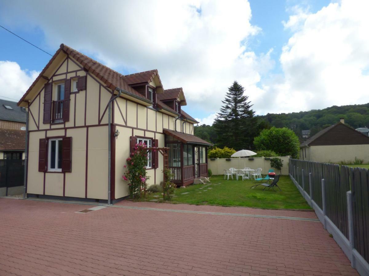 Gite Le Petit Chalet Avec Parking Gratuit Étretat Exteriér fotografie